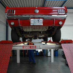 Checking for rust, leakage or condition of rubbers