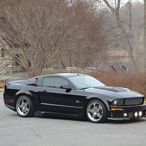 2005 Mustang Cervini Kit 014