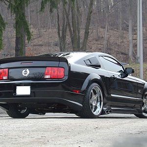 2005 Mustang Cervini Kit 222