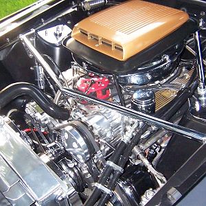 Engine bay of my BOSS 302
