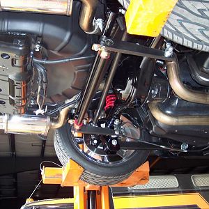 More pics of my 07 Mustang undercarriage I had to alter that BMR anti-roll bar it does not mount correct with that Saleen exhaust then had to strip al