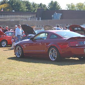 Seymour Ct /car show