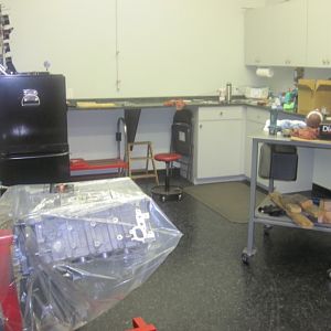 Engine building room