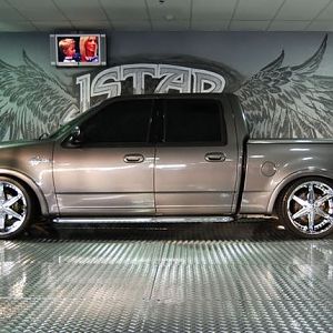 used 2002 ford f~150 harleydavidson 9310 5555261 11 640