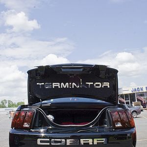 Rear end with new trunk lid mat