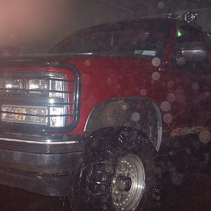 1988 chevy on tsl super swampers