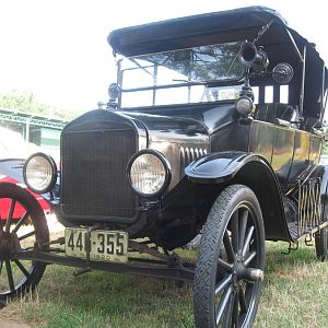 Modle T! Fav old car!