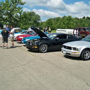2010 mustang crew 019
