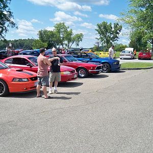 2010 mustang crew 020