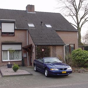 Convertible with its new Dutch plates