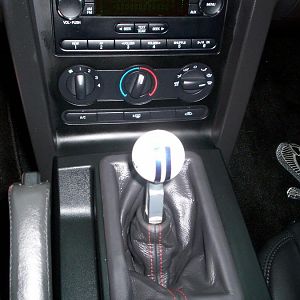 Shift knob and Cobra floormats