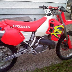 currently getting completely rebuilt. the piston was cracked (glad i caught that before it broke and caused me alota headaches) so while its apart im