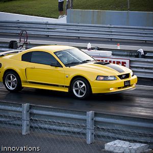 Darlington 1/4 track about to race a Roush 427
