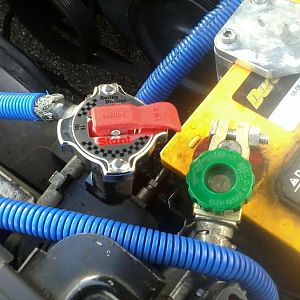 STANT Radiator CAP & Mustang Top Post Battery Disconnect Switch