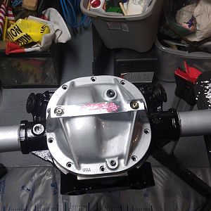 por 15 on rear with new Arburn posi unit and 410's and new 31 spline 5 lug moser axels