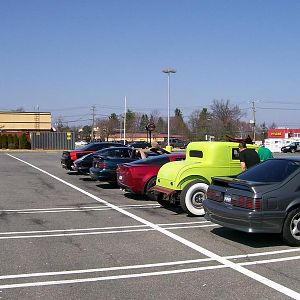 Down the line at some early arriving participants.