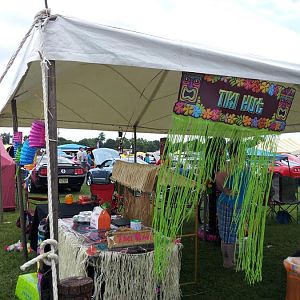 TikiHutLeft