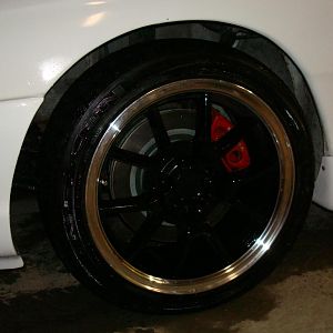 18x9 fronts, new rotors, pads, and painted calipers 4000 miles ago, same for rear.