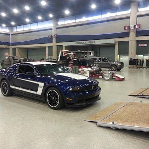 Unloading at the Motorama