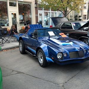 Fiberglass camaro on top of Vw...beetle frame