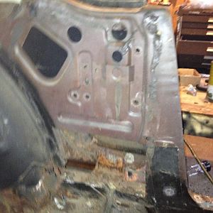 As you can see, everything that is from about 12" down is completely rusted. The rest of the car still looks pretty good.