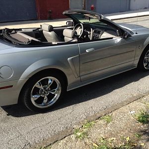 mustang convertible 2