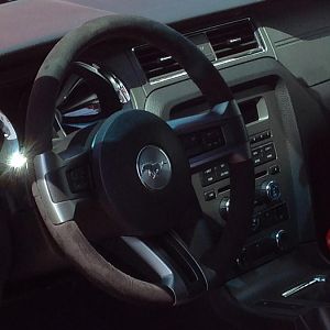 Boss 302 Steering Wheel
Custom Red Shift Khob