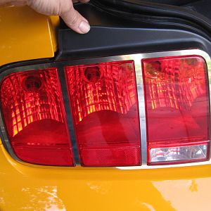 Chrome bezel looks nice...I prefer black!!