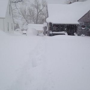 2003 Mountaineer there on the driveway!
