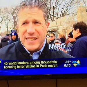 HEY MA!! IM ON TV!!!! (seriously, I'm the guy with the sunglasses :D )