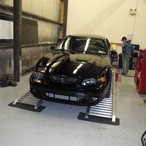 10.10.2009 Backing my car up onto the Dyno