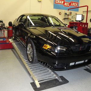 10.10.2009 Backing my car up onto the Dyno