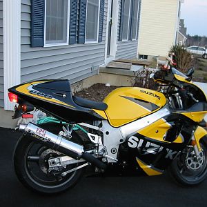my first bike 2000 gsxr600 . . .Sold