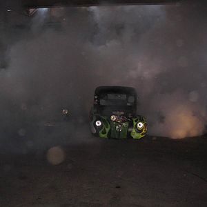 johns 40ford at the rumblers nyc rat show under the BQE, summer '07