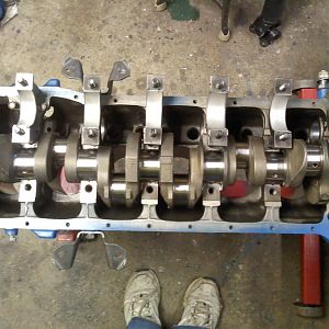 Plastigaging main bearings